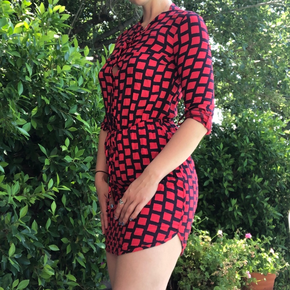 Splendid red and blue lightweight 3/4 sleeve dress